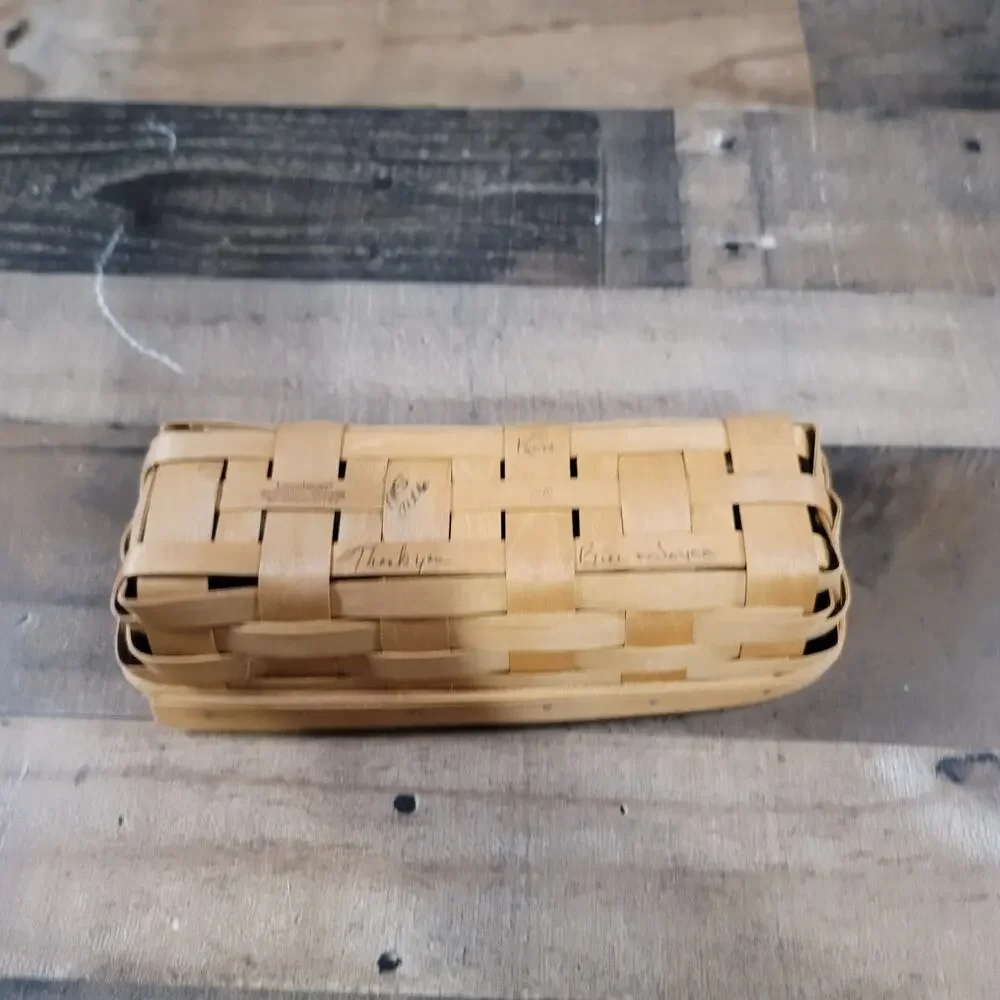 Longaberger Basket Signed Large Bread Basket 11.5 x 5 x 3 in Loaf Basket 2006